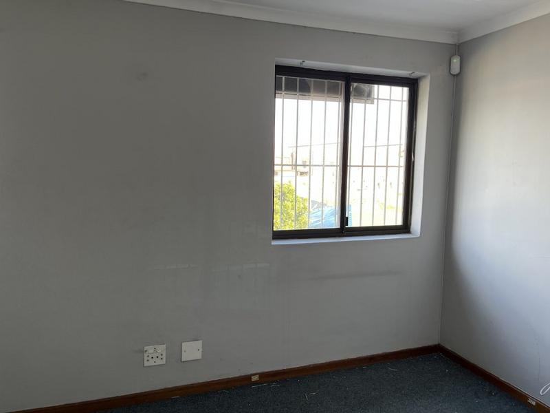 To Let Commercial Property for Rent in Montague Gardens Western Cape